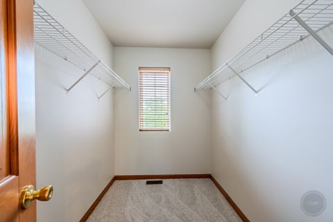 Tiny photo for 604 BLACKSTONE Court, Aurora, IL 60504 (MLS # 12670741)