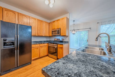 Tiny photo for 604 BLACKSTONE Court, Aurora, IL 60504 (MLS # 12670741)