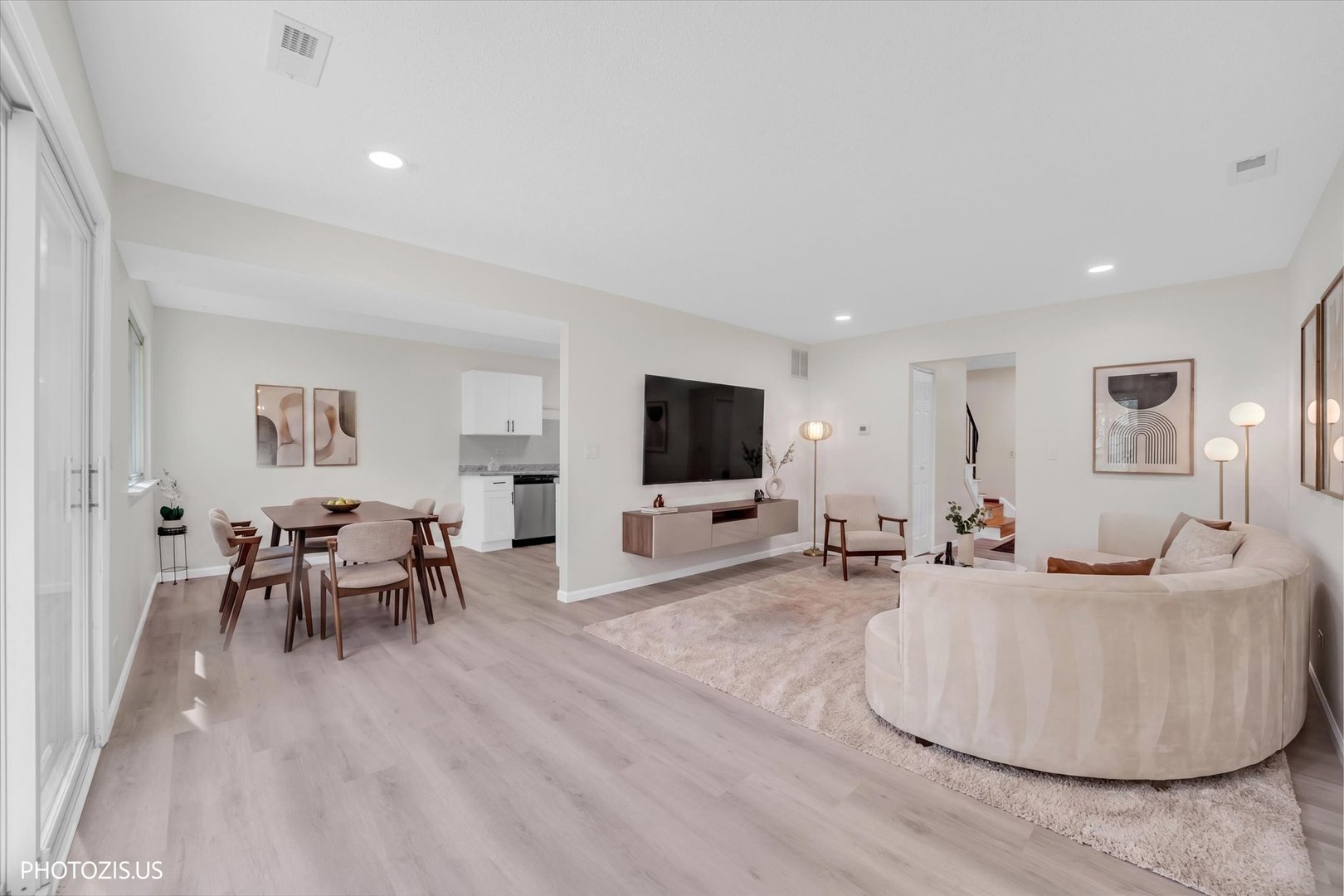 1405 Merrimac Lane