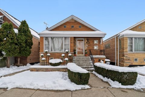 Photo of 3915 W 64th Place, Chicago, IL 60629 (MLS # 12529721)