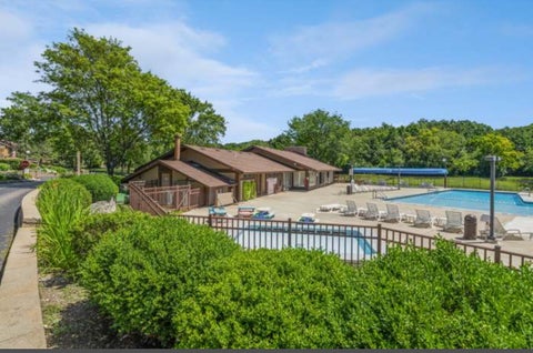 Tiny photo for 18 Saint Thomas Colony #4, Fox Lake, IL 60020 (MLS # 12771043)