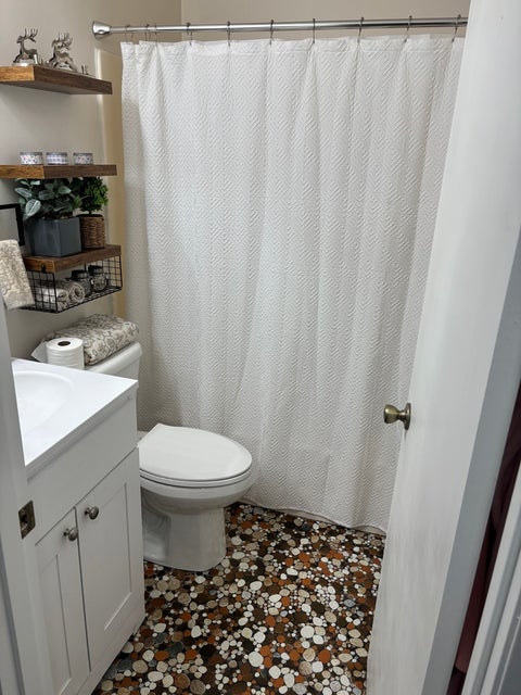 Tiny photo for 18 Saint Thomas Colony #4, Fox Lake, IL 60020 (MLS # 12771043)