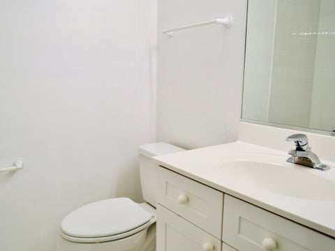Tiny photo for 6200 S Ingleside Avenue #13A, Chicago, IL 60637 (MLS # 12764610)