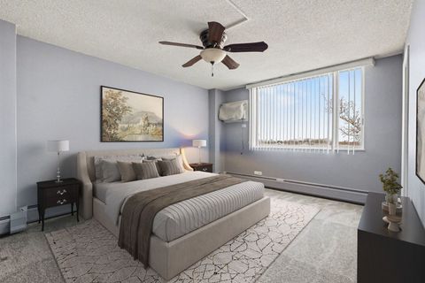 Tiny photo for 2201 S Highland Avenue #4L, Lombard, IL 60148 (MLS # 12598066)