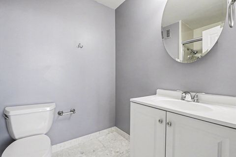 Tiny photo for 2201 S Highland Avenue #4L, Lombard, IL 60148 (MLS # 12598066)