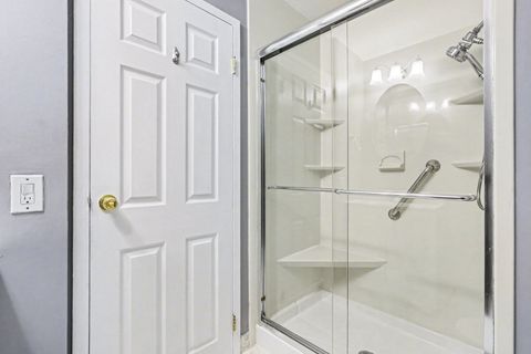 Tiny photo for 2201 S Highland Avenue #4L, Lombard, IL 60148 (MLS # 12598066)