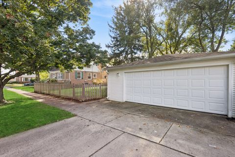 Tiny photo for 1500 Bristol Avenue, Westchester, IL 60154 (MLS # 12501779)