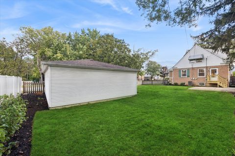 Tiny photo for 1500 Bristol Avenue, Westchester, IL 60154 (MLS # 12501779)