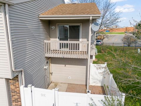 Tiny photo for 9E Fernwood Drive, Bolingbrook, IL 60440 (MLS # 12622033)