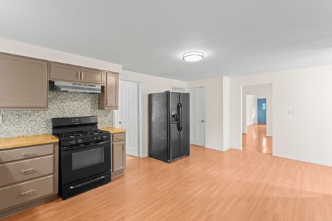 Tiny photo for 1038 Indiana Avenue, Waukegan, IL 60085 (MLS # 12478321)