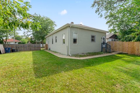 Tiny photo for 1038 Indiana Avenue, Waukegan, IL 60085 (MLS # 12478321)