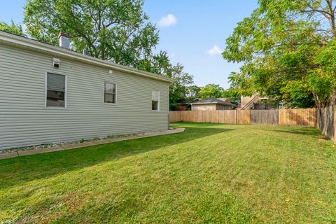 Tiny photo for 1038 Indiana Avenue, Waukegan, IL 60085 (MLS # 12478321)