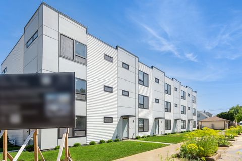 Tiny photo for 944 Beloit Avenue #5, Forest Park, IL 60130 (MLS # 12547411)