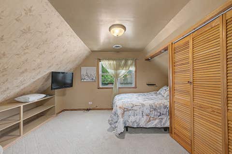 Tiny photo for 11301 S Avenue H, Chicago, IL 60617 (MLS # 12689111)
