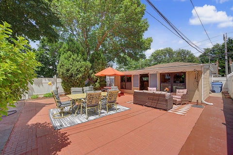 Tiny photo for 11301 S Avenue H, Chicago, IL 60617 (MLS # 12689111)