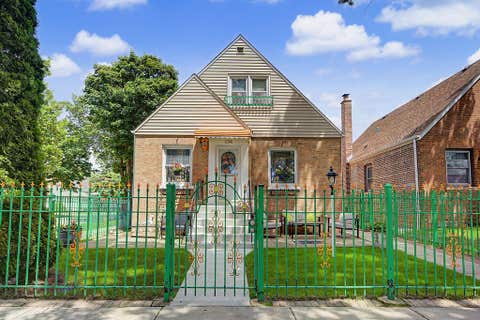Photo of 11301 S Avenue H, Chicago, IL 60617 (MLS # 12689111)