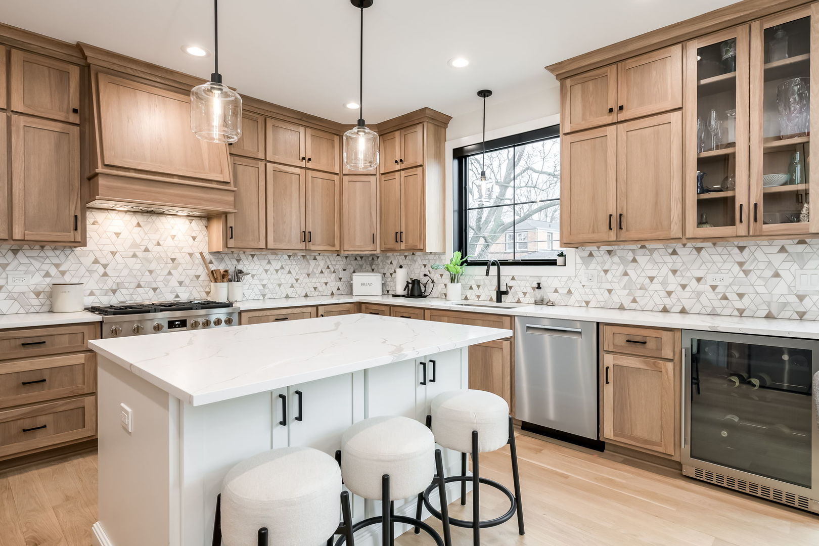 835 S Ashland Avenue