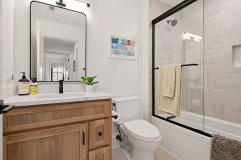 Tiny photo for 835 S Ashland Avenue, La Grange, IL 60525 (MLS # 12547269)