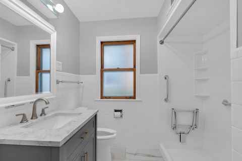 Tiny photo for 6344 N Kildare Avenue, Chicago, IL 60646 (MLS # 12616711)
