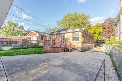 Tiny photo for 6344 N Kildare Avenue, Chicago, IL 60646 (MLS # 12616711)