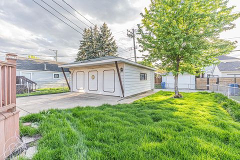 Tiny photo for 6344 N Kildare Avenue, Chicago, IL 60646 (MLS # 12616711)