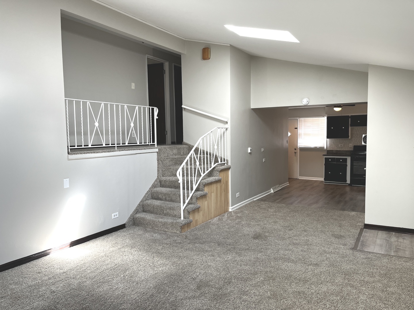 12649 S PARKSIDE Avenue