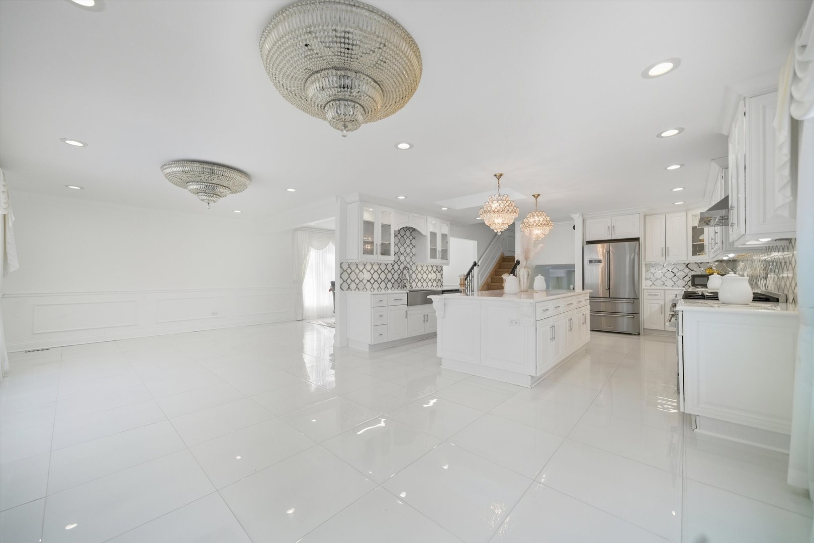 606 S Arlington Heights Road