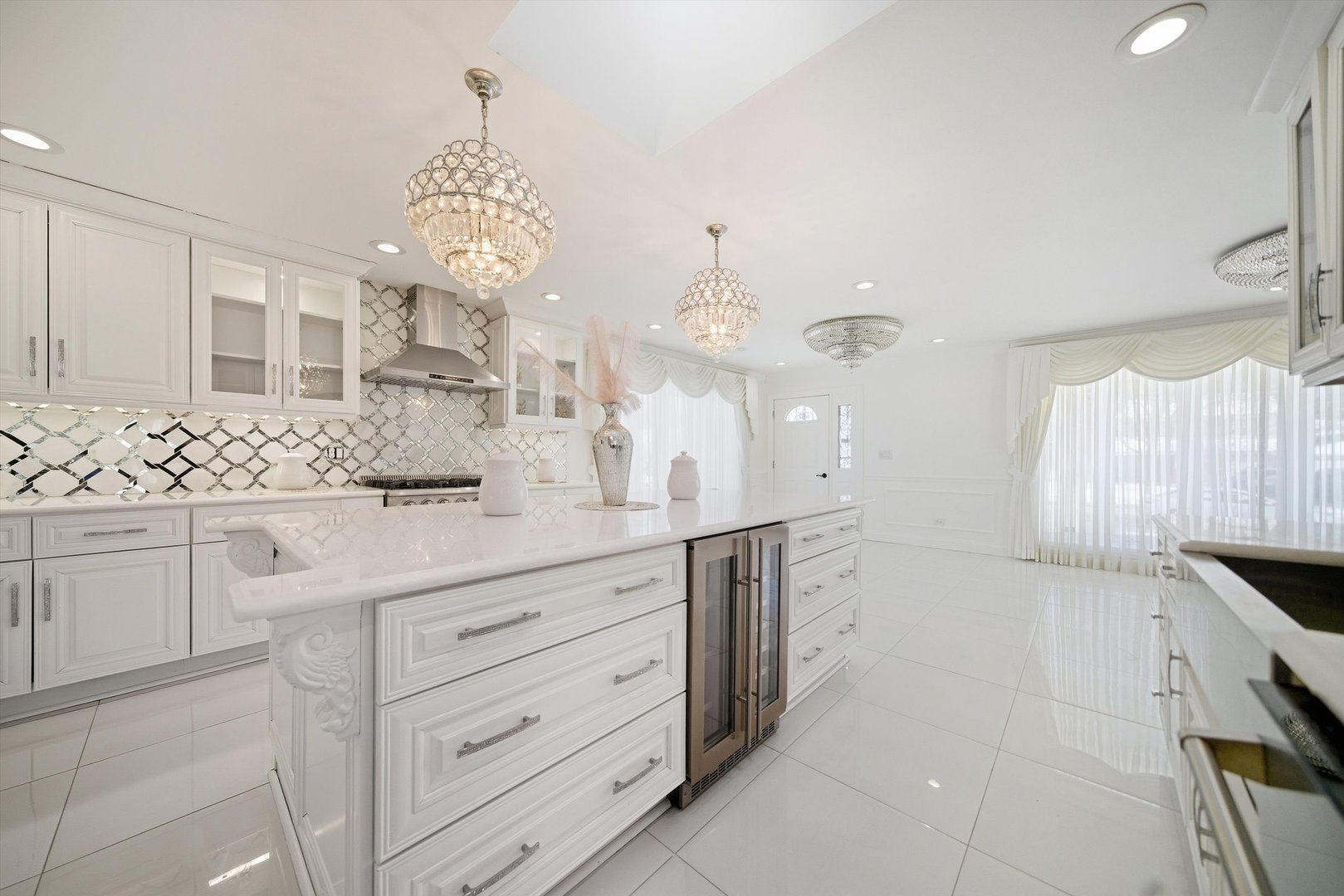 606 S Arlington Heights Road