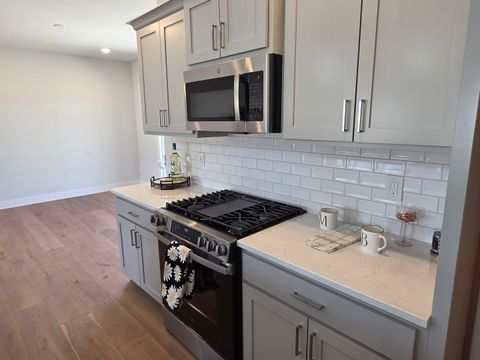 Tiny photo for 19 Brookstone Circle, Bloomington, IL 61704 (MLS # 12597149)