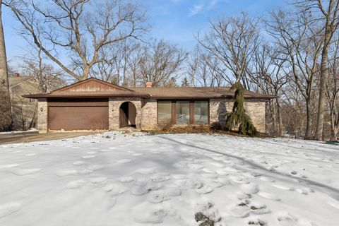 Photo of 6814 Rhode Island Trail, Crystal Lake, IL 60012 (MLS # 12562043)