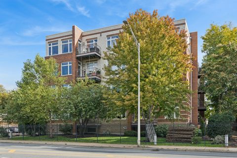 Photo of 515 N Harlem Avenue #105, Oak Park, IL 60302 (MLS # 12495097) Photo of 515 N Harlem Avenue #105, Oak Park, IL 60302 (MLS # 12495097)