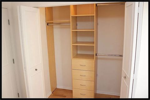 Tiny photo for 6102 N Sheridan Road #503, Chicago, IL 60660 (MLS # 12441913)