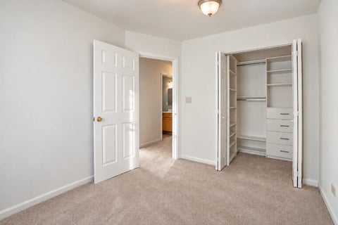 Tiny photo for 6732 S Dorchester Avenue, Chicago, IL 60637 (MLS # 12782771)