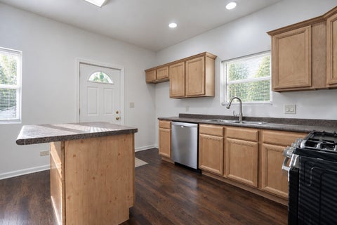 Tiny photo for 6732 S Dorchester Avenue, Chicago, IL 60637 (MLS # 12782771)