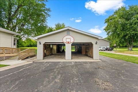 Tiny photo for 3405 Dean Street, Woodstock, IL 60098 (MLS # 12470309)