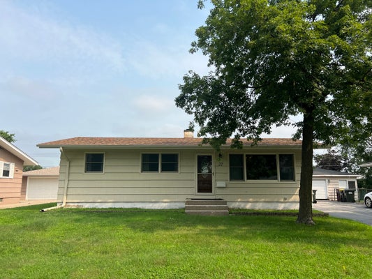 22 ARROWHEAD DR, THORNTON, IL 60476 - Image 77752a58faec969c2e4baca0e6eea61f/492138281