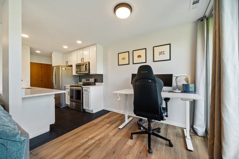 Tiny photo for 6010 Oakwood Drive #3H, Lisle, IL 60532 (MLS # 12769799)