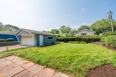 Tiny photo for 2203 Kirchoff Road, Rolling Meadows, IL 60008 (MLS # 12712866)