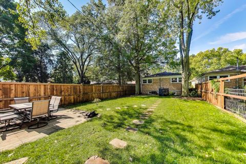 Tiny photo for 419 Florence Avenue, Evanston, IL 60202 (MLS # 12460174)