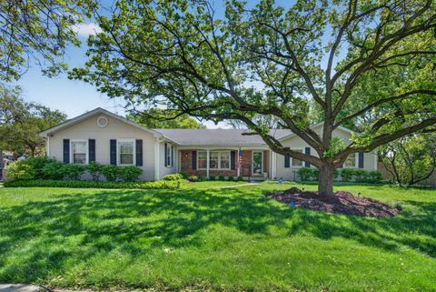Tiny photo for 1105 Barcroft Court, Naperville, IL 60540 (MLS # 12594008)
