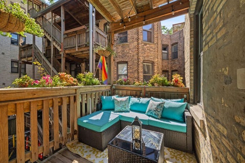 Tiny photo for 1025 W Balmoral Avenue #2B, Chicago, IL 60640 (MLS # 12704939)