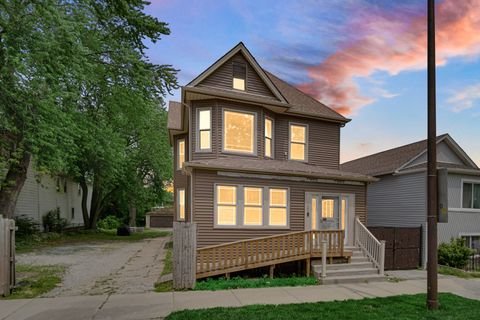 320 E 138th Street Chicago IL 60827