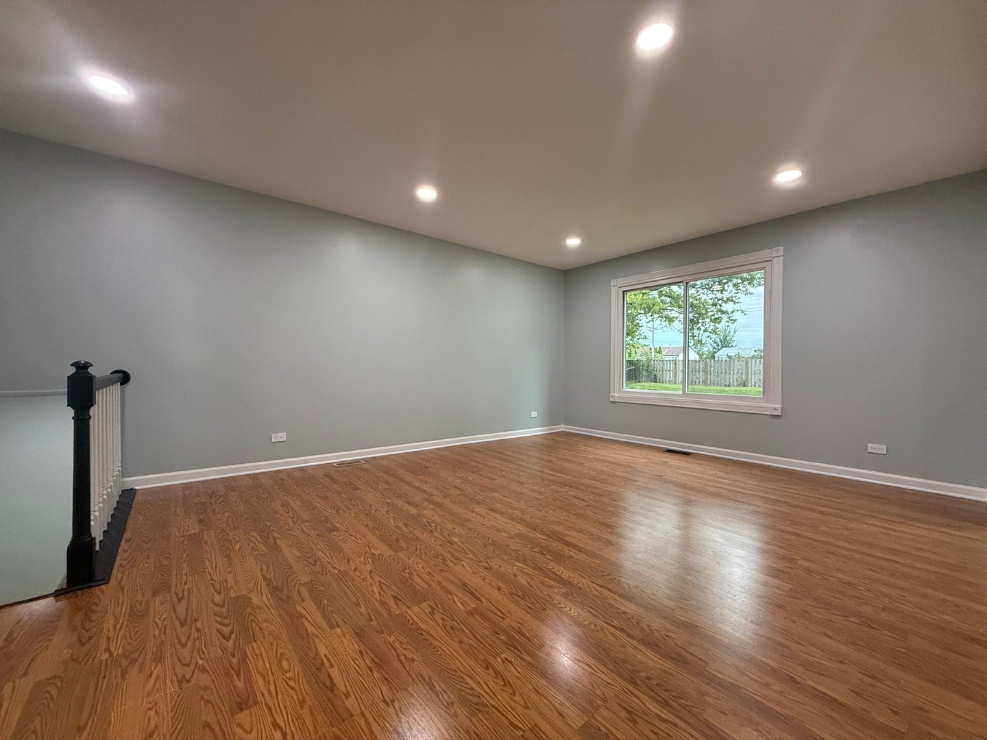 2341 Leeward Lane