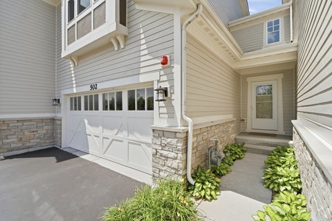 Tiny photo for 502 Peterson Court, Barrington, IL 60010 (MLS # 12699943)