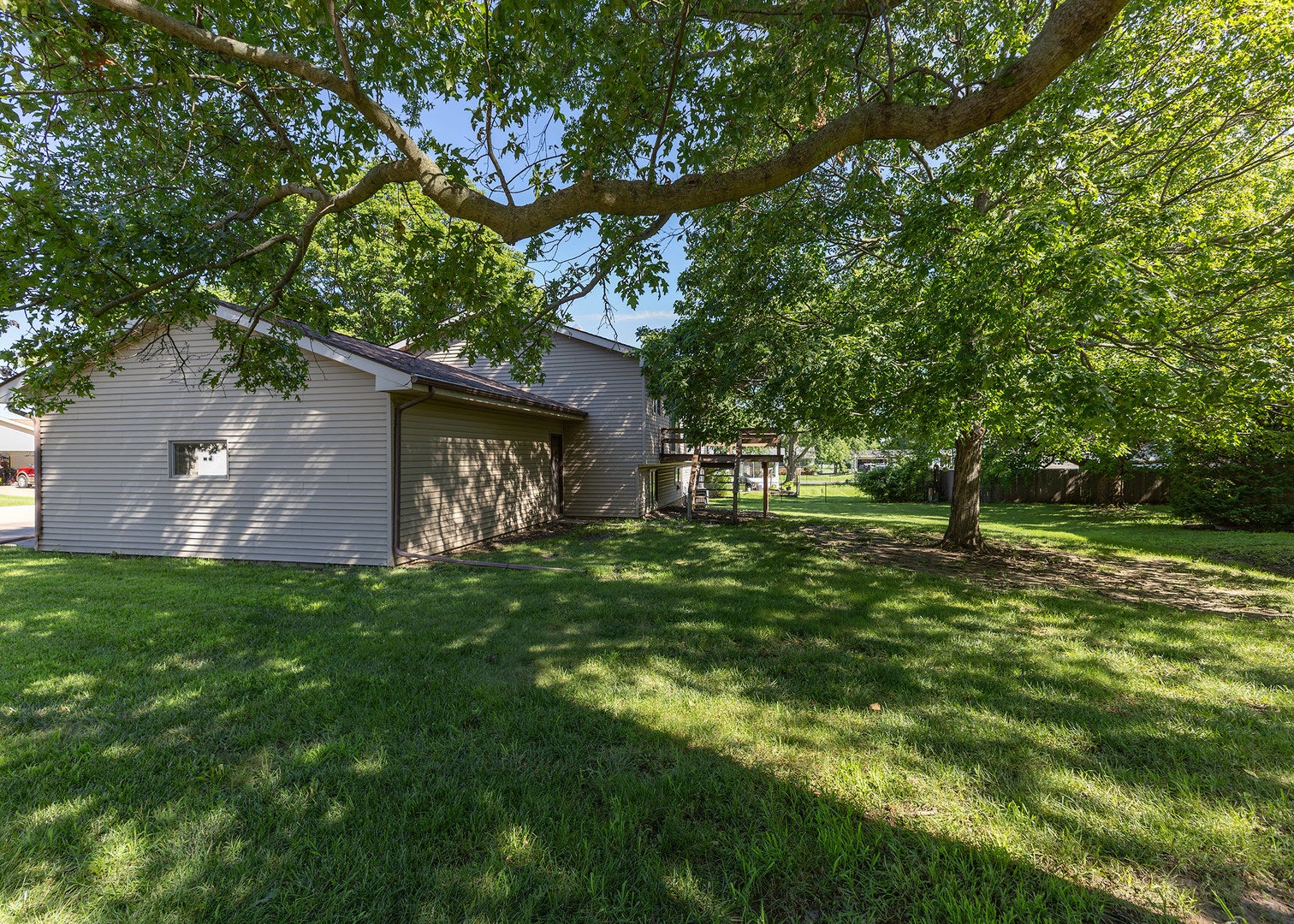 822 Hickory Street