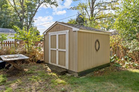 Tiny photo for 240 Scott Avenue, Glen Ellyn, IL 60137 (MLS # 12520098)