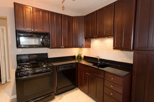 4312 N CLARENDON Avenue 1231