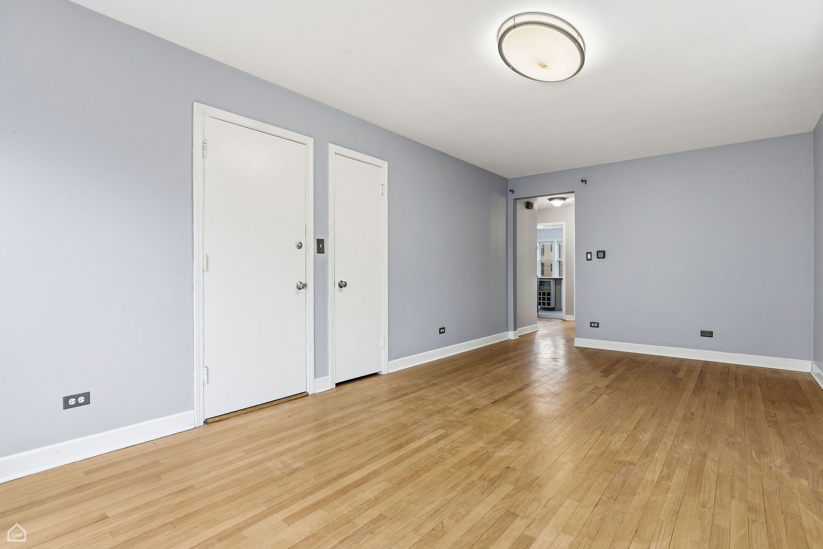 5141 N SPRINGFIELD Avenue