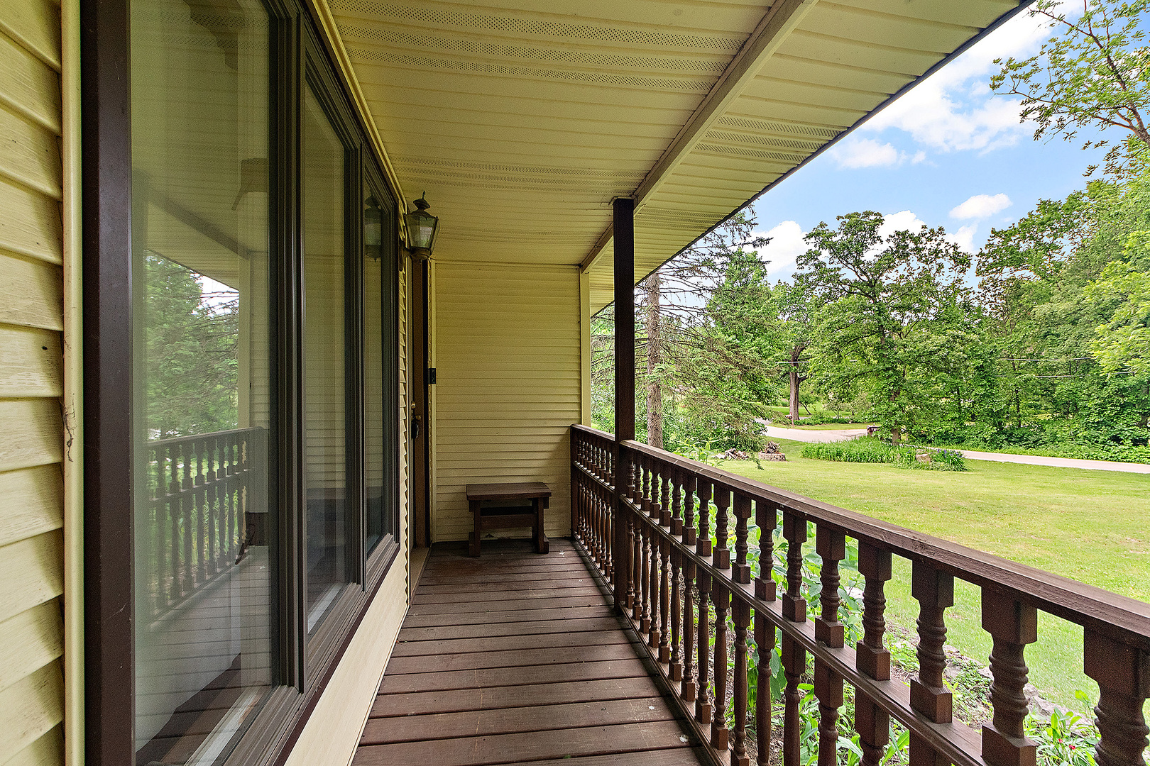 20143 N Woodland Circle