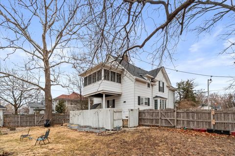 Tiny photo for 343 Evans Avenue, Aurora, IL 60505 (MLS # 12572782)